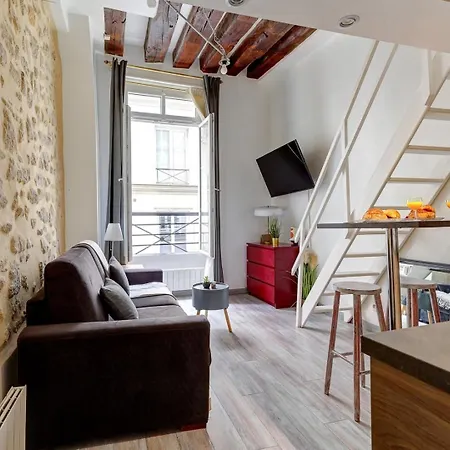 Bnbnook - Modern - Mezzanine - Le Marais Paris