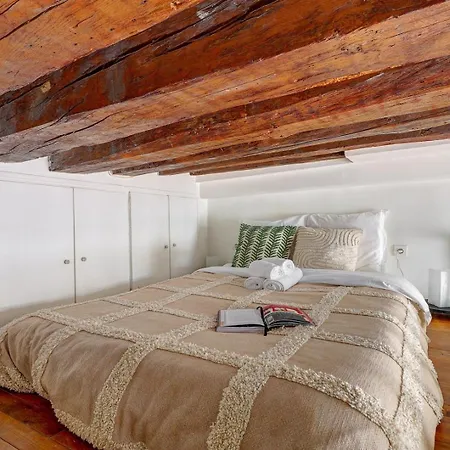 Bnbnook - Modern - Mezzanine - Le Marais